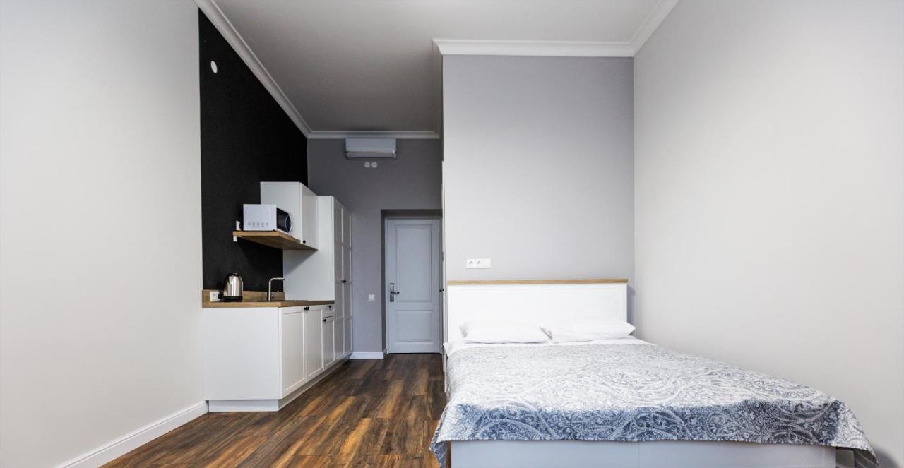 Hotel N°10 Lviv Exterior photo